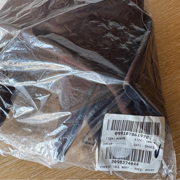 NEW! MADEWELL Women’s Emilie Tall Suede Boot Chocolate Raisin Size 10.5 - no box - Picture 3 of 16